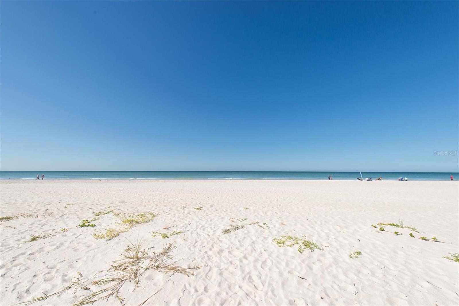 Image 40 of 43 For 19450 Gulf Boulevard 603