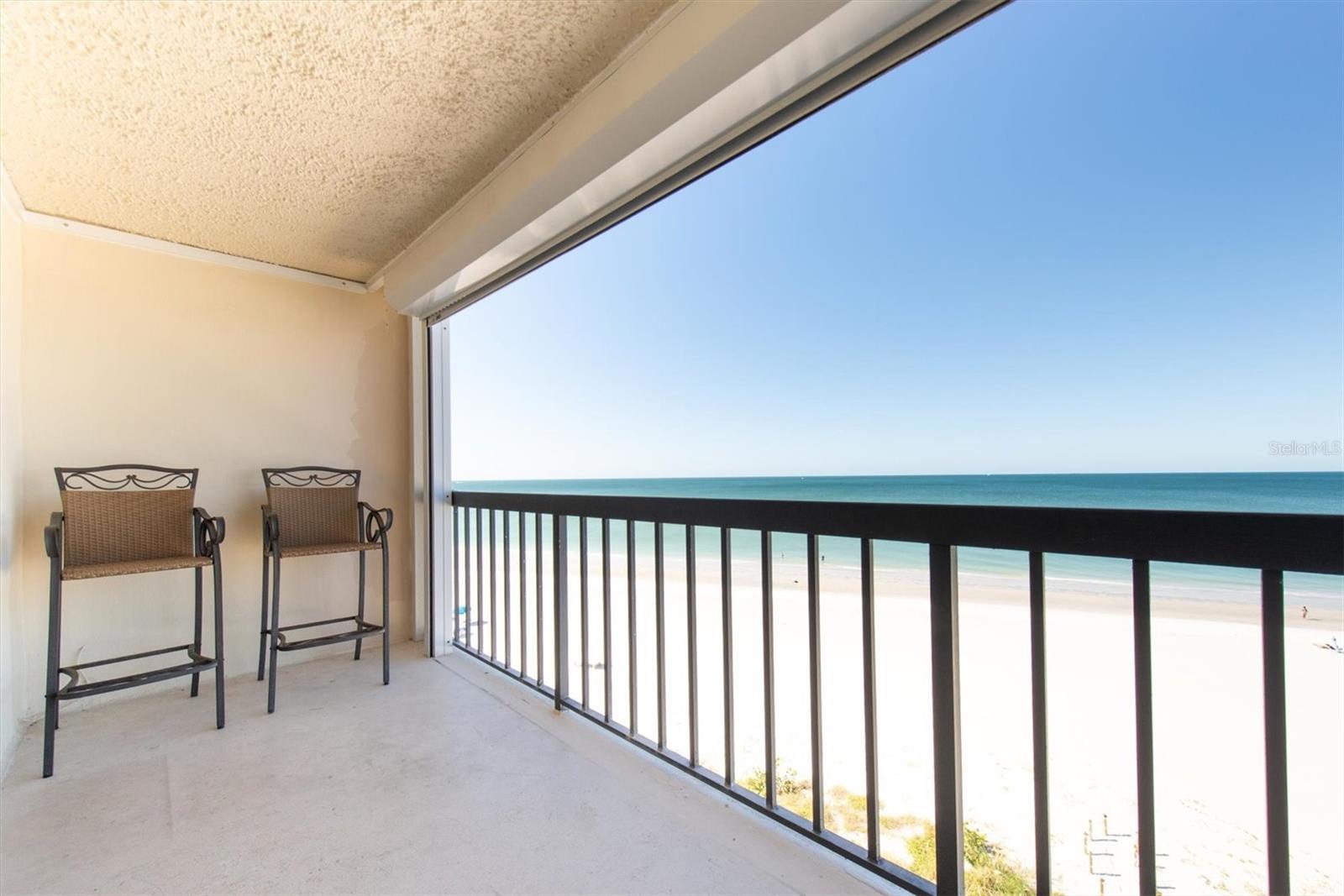 Image 9 of 43 For 19450 Gulf Boulevard 603