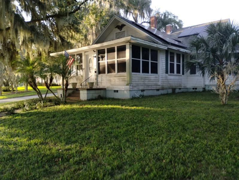 Image 5 of 61 For 305 Lakeside Avenue