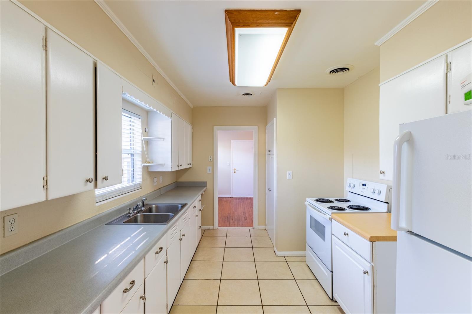 Image 42 of 71 For 1473 Maple Street