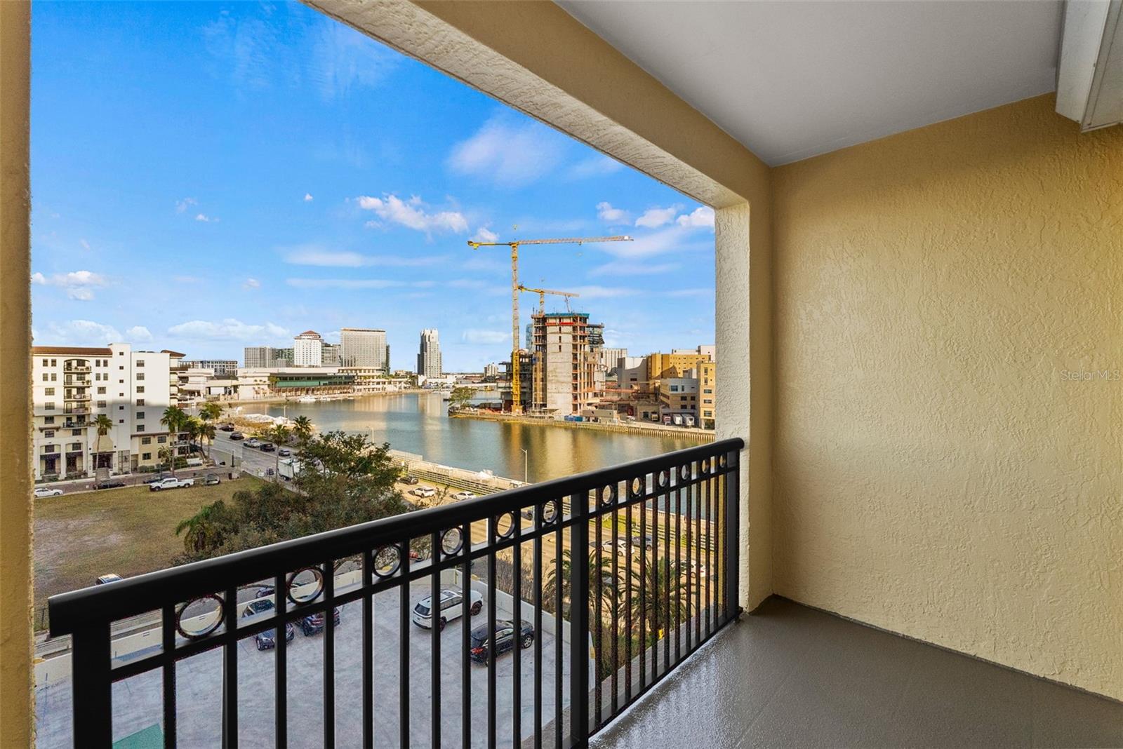 Image 12 of 27 For 345 Bayshore Boulevard 710