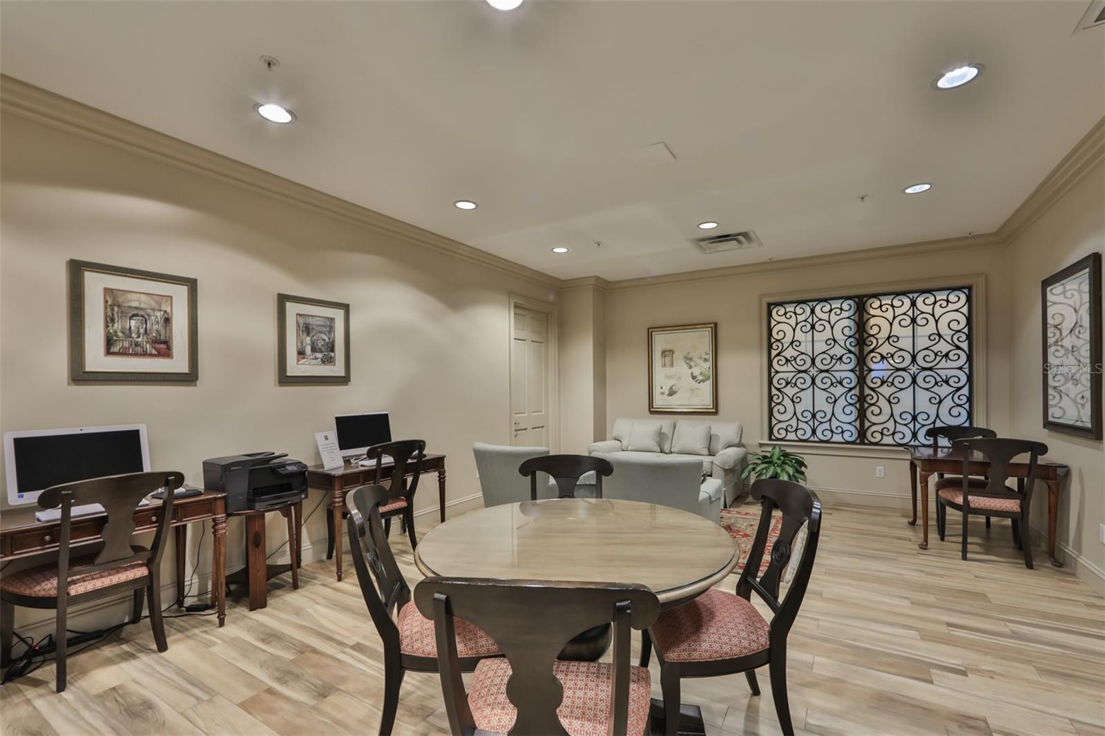 Image 21 of 27 For 345 Bayshore Boulevard 710