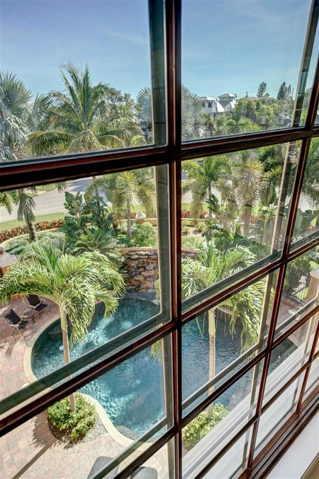 Image 34 of 66 For 829 Bruce Avenue