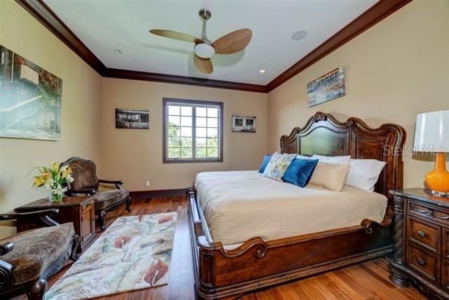 Image 37 of 66 For 829 Bruce Avenue