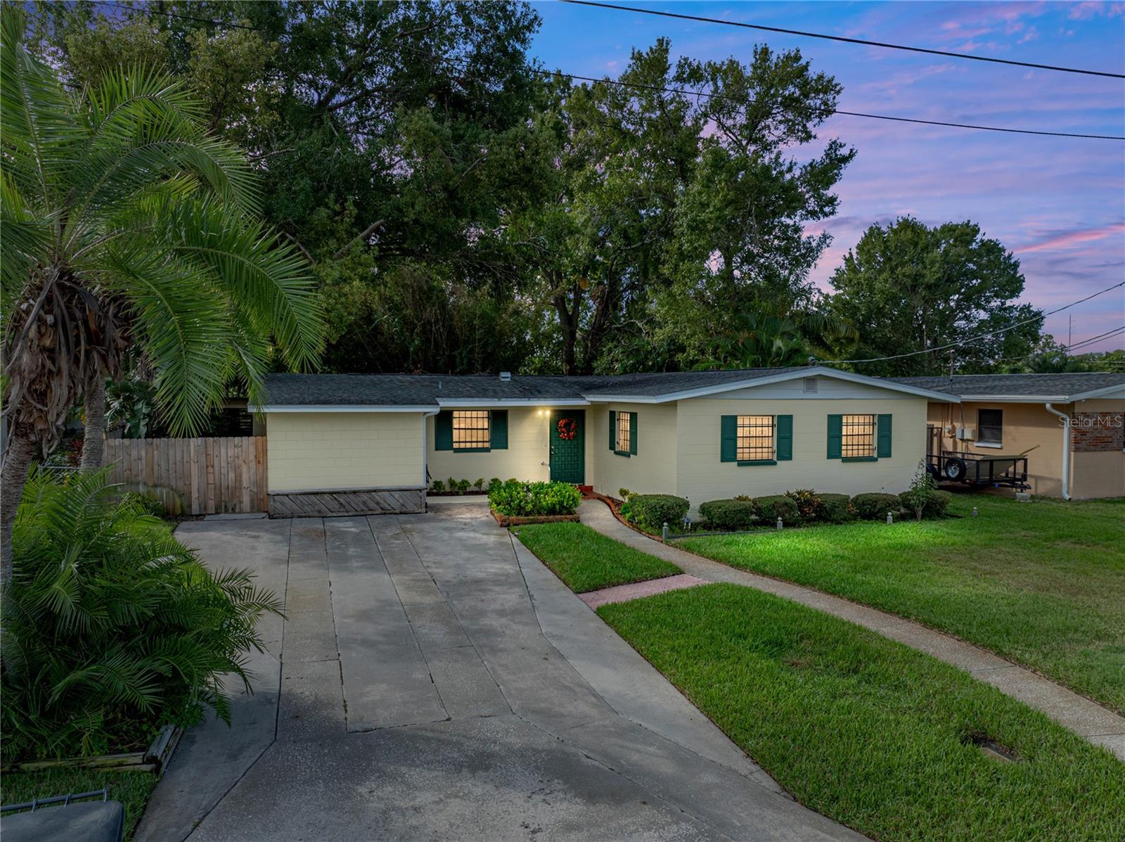 Details for 2702 Auburn Avenue W, TAMPA, FL 33614