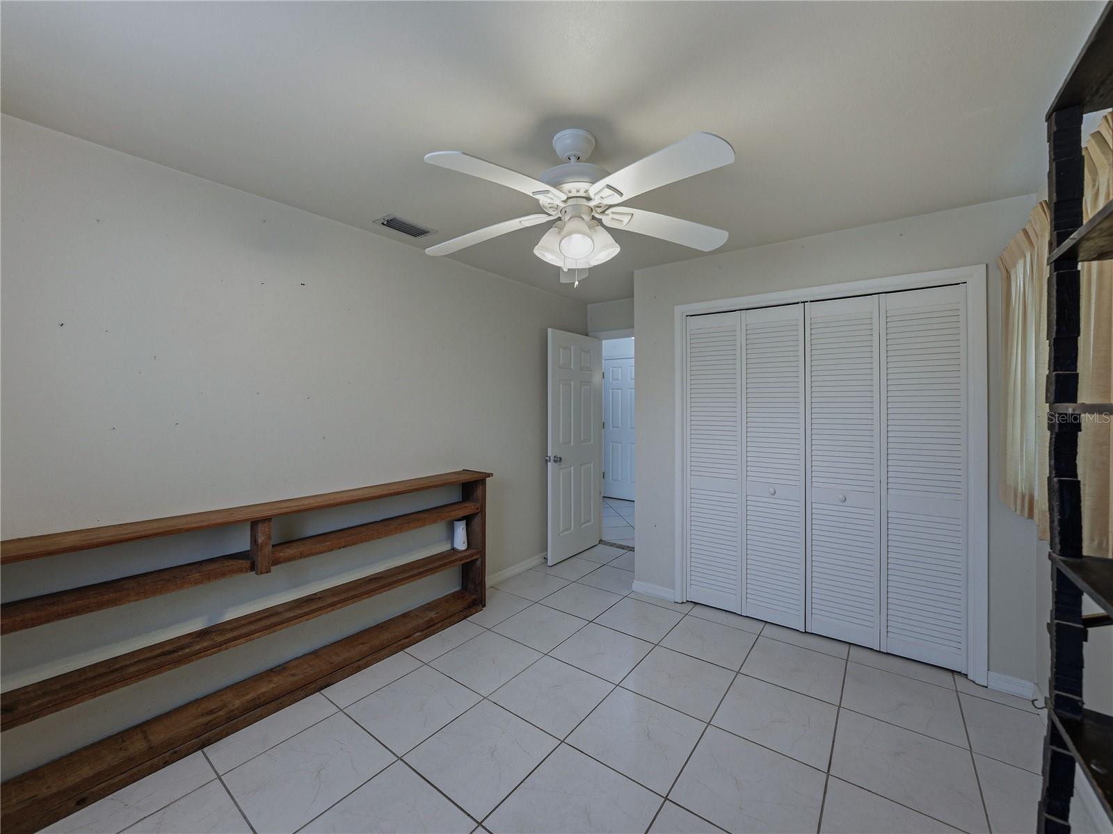 Image 25 of 46 For 2702 Auburn Avenue W