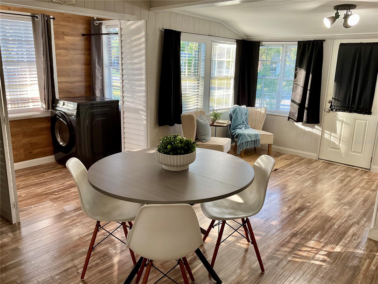 Image 9 of 12 For 6020 Illinois Avenue