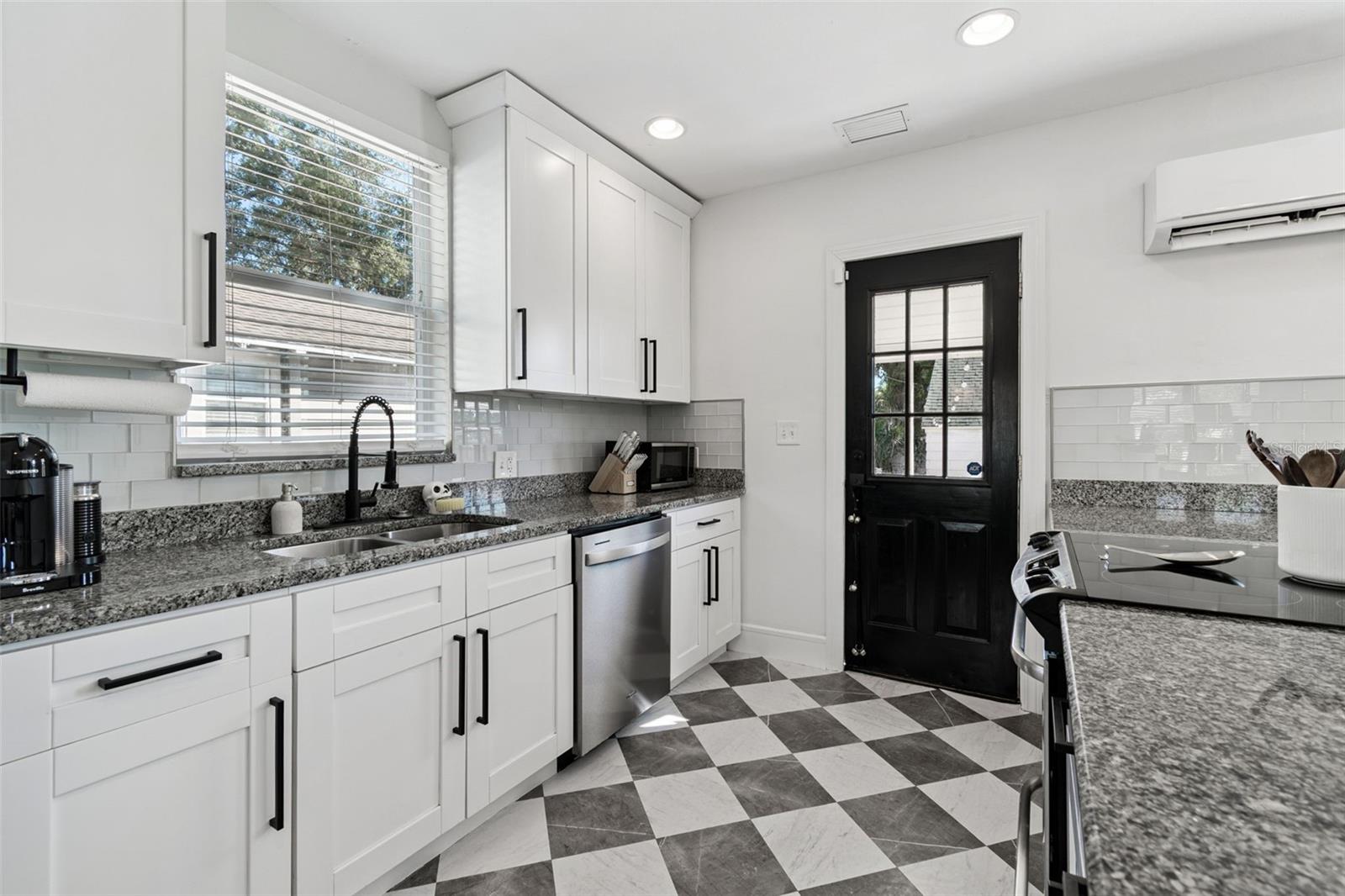 Image 17 of 61 For 3330 8th Avenue N