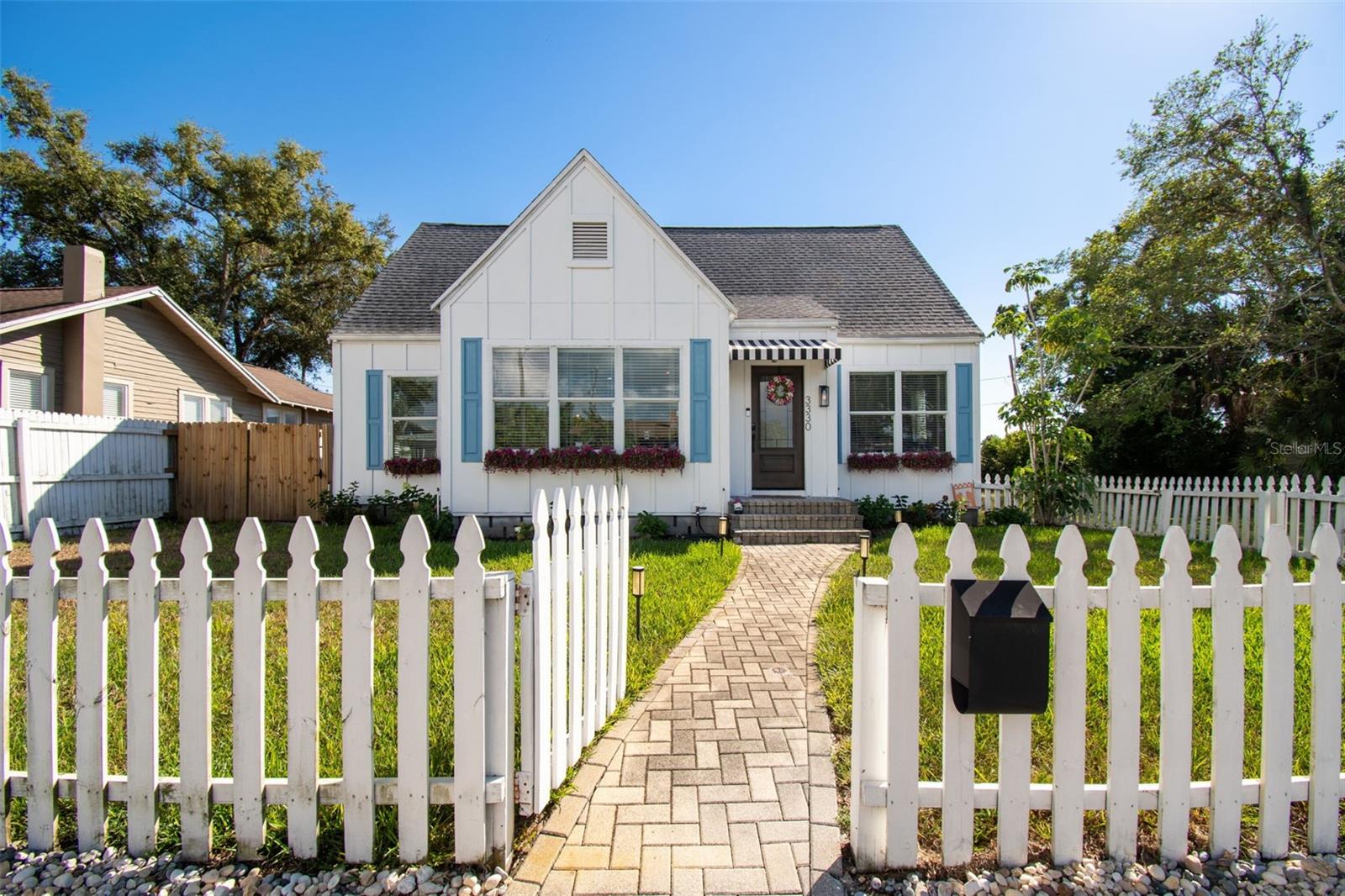 Image 2 of 61 For 3330 8th Avenue N