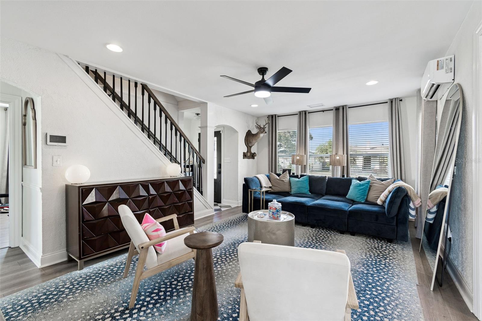 Image 8 of 61 For 3330 8th Avenue N