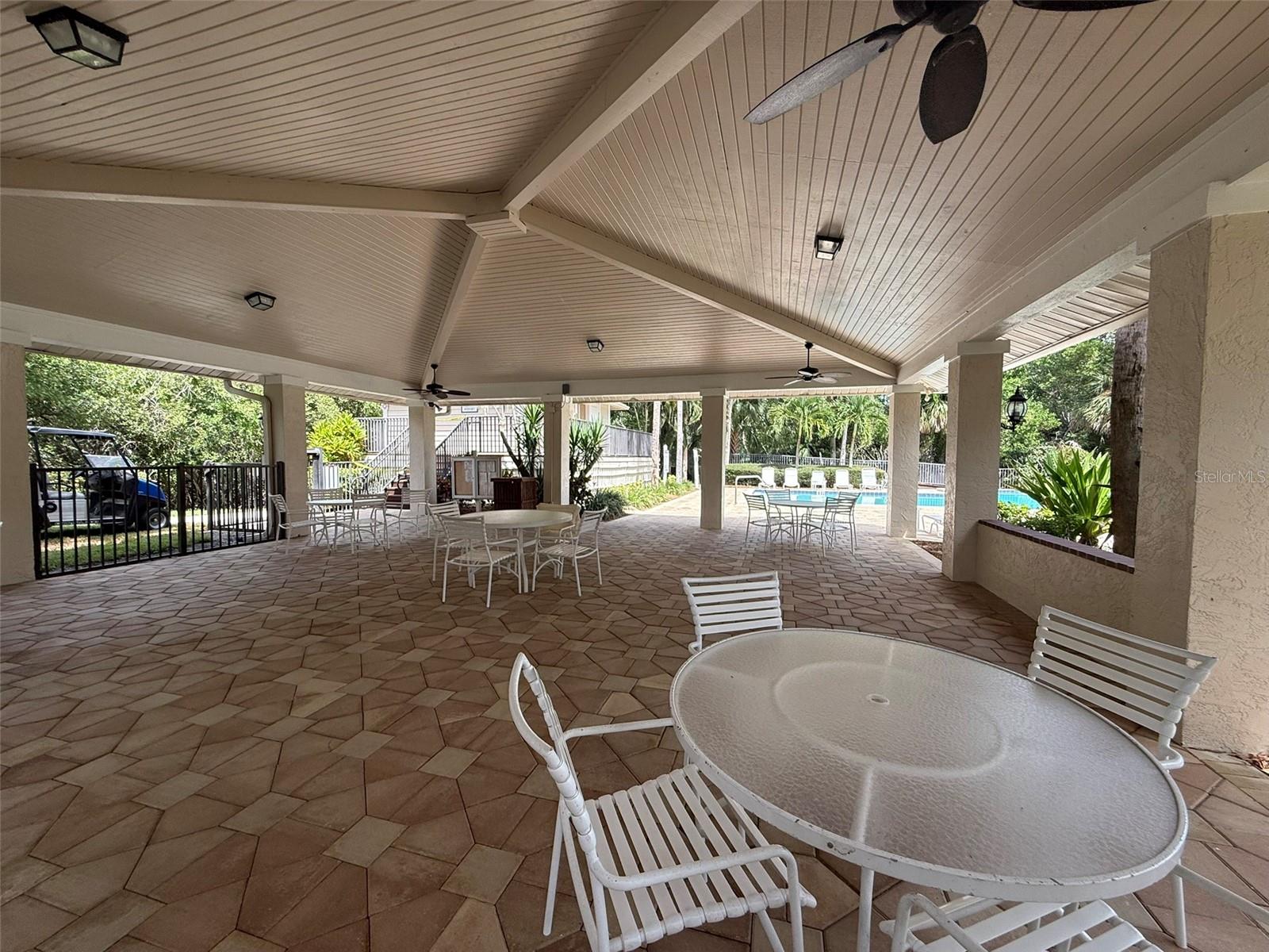 Image 44 of 51 For 1070 Sanabel Court Ne