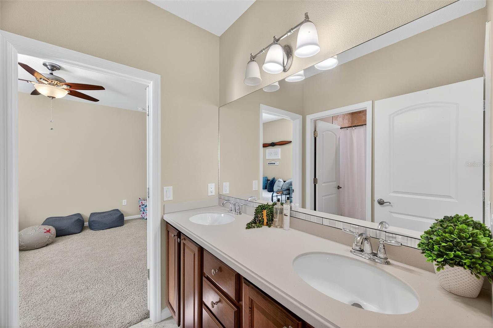 Image 43 of 80 For 7710 Tuscany Woods Drive