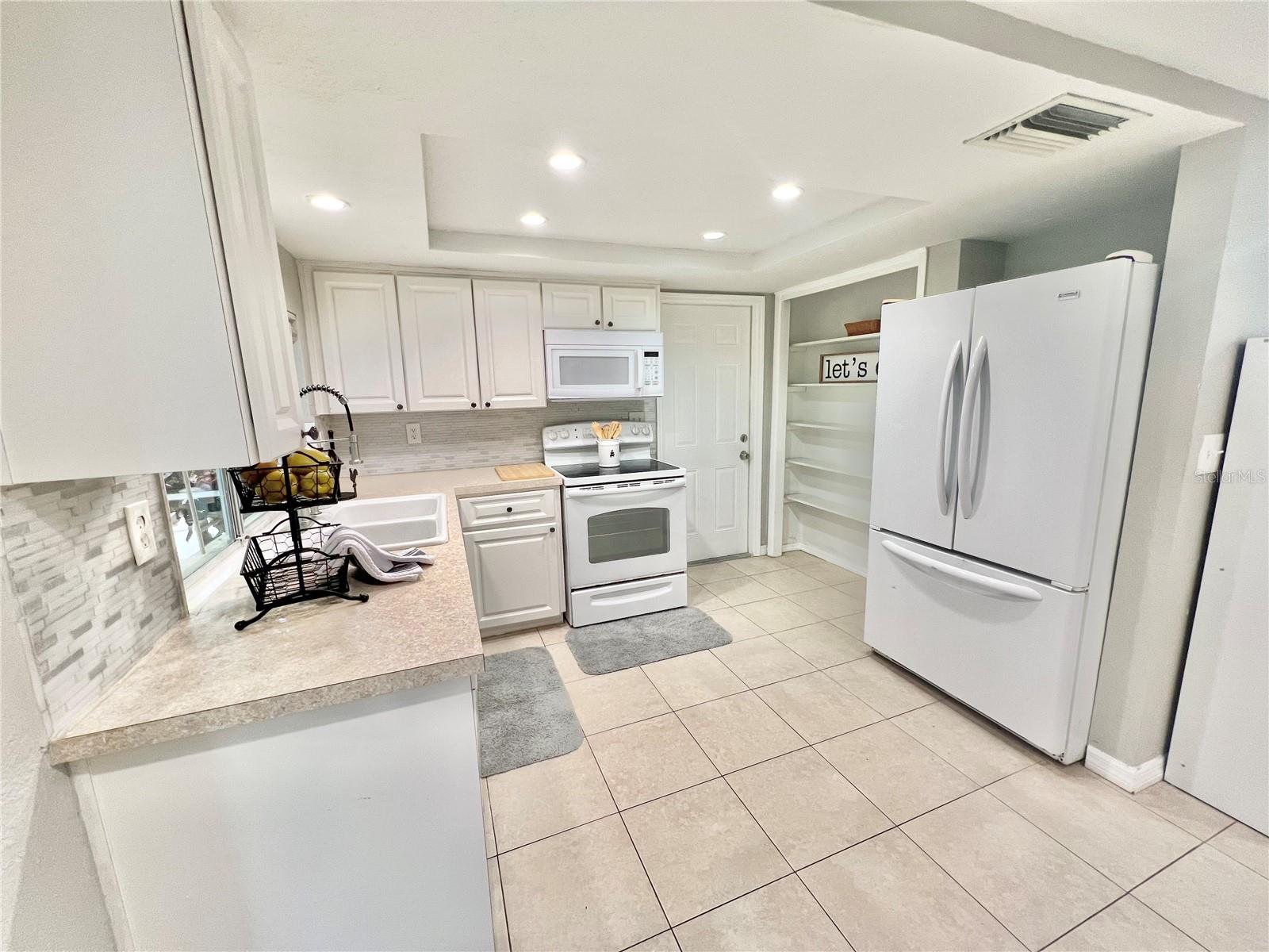 Image 9 of 20 For 12206 Quail Run Row