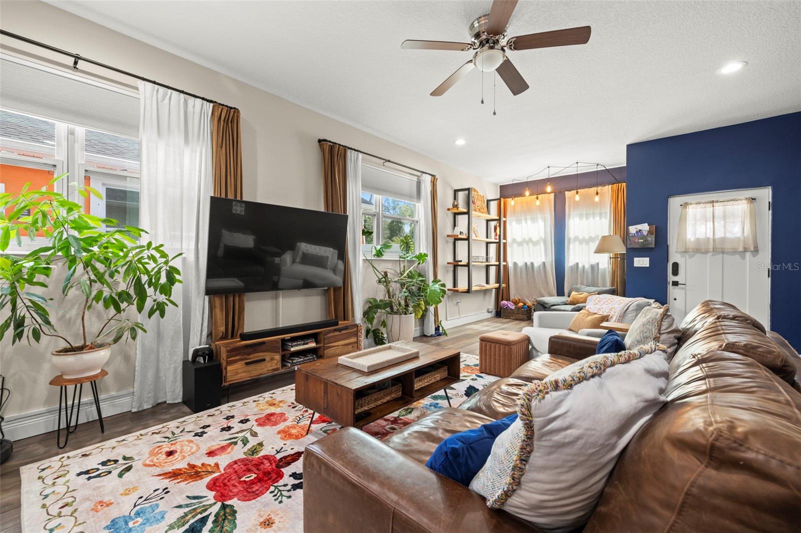 Image 3 of 25 For 1430 99th Avenue