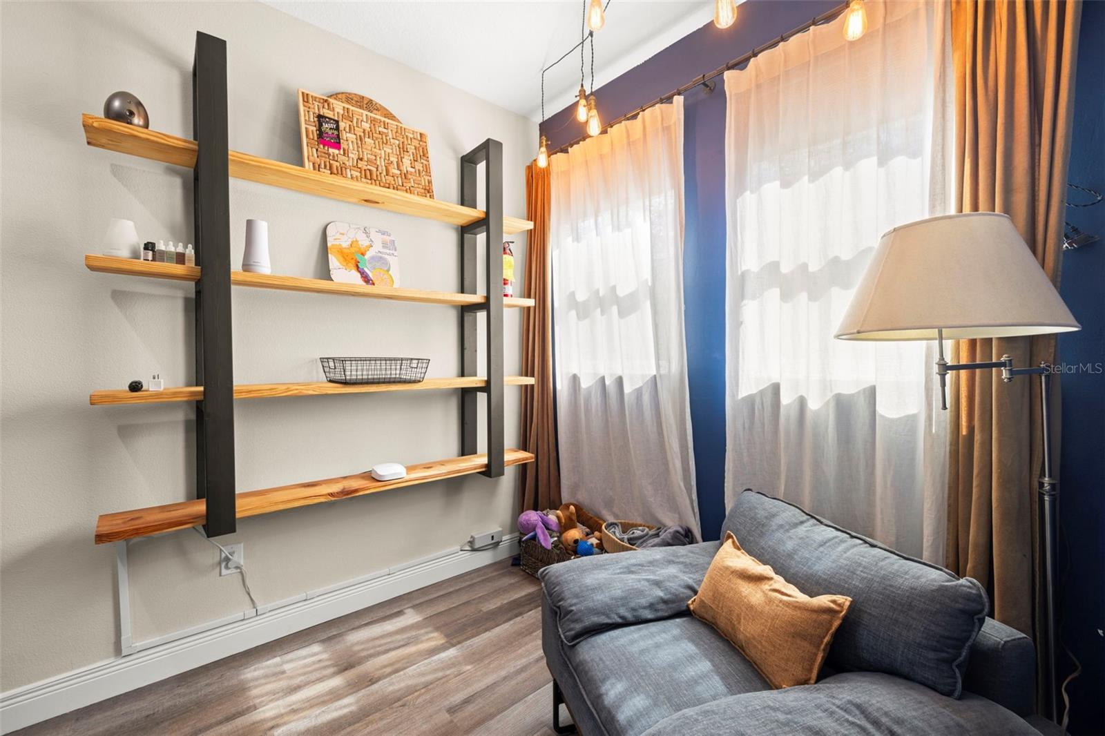 Image 4 of 25 For 1430 99th Avenue