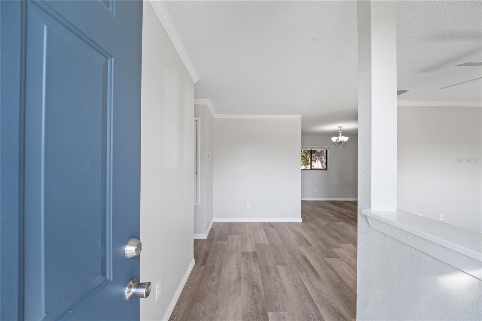 Image 5 of 30 For 750 Park Avenue