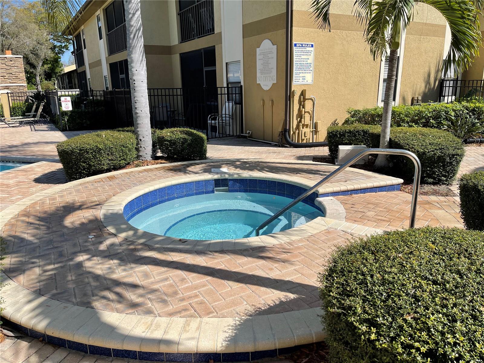 Image 2 of 29 For 10195 Sailwinds Boulevard N 106