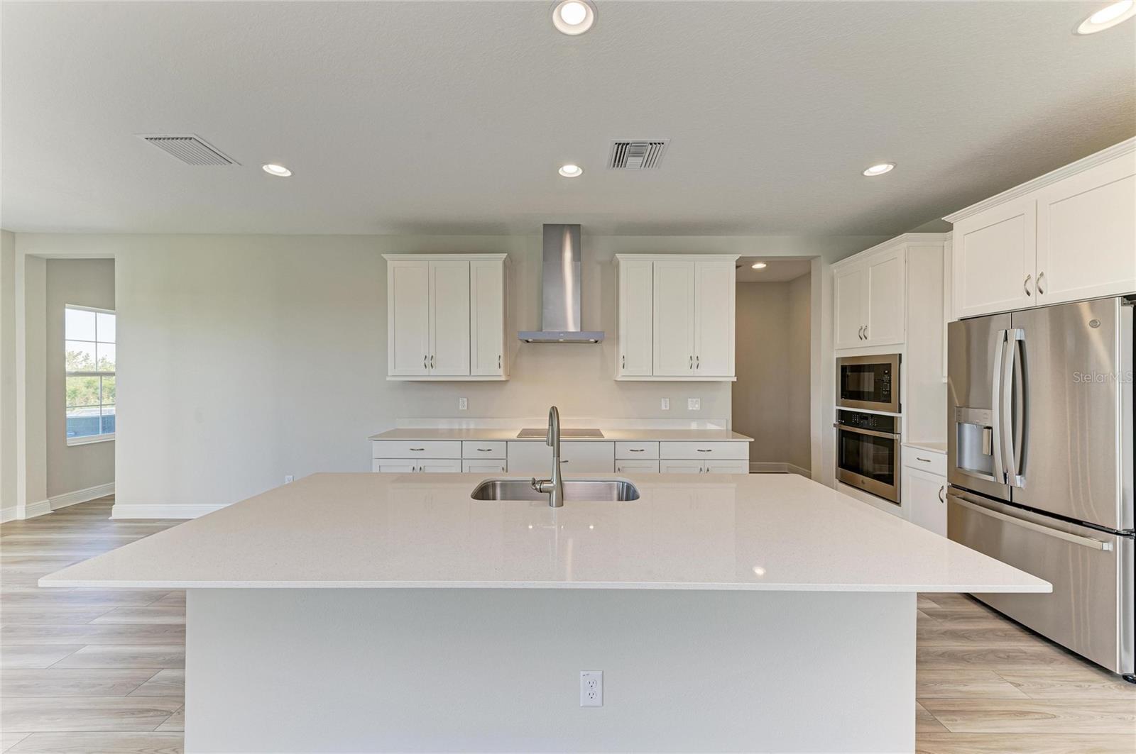 Image 19 of 49 For 9723 Surrey Rose Drive