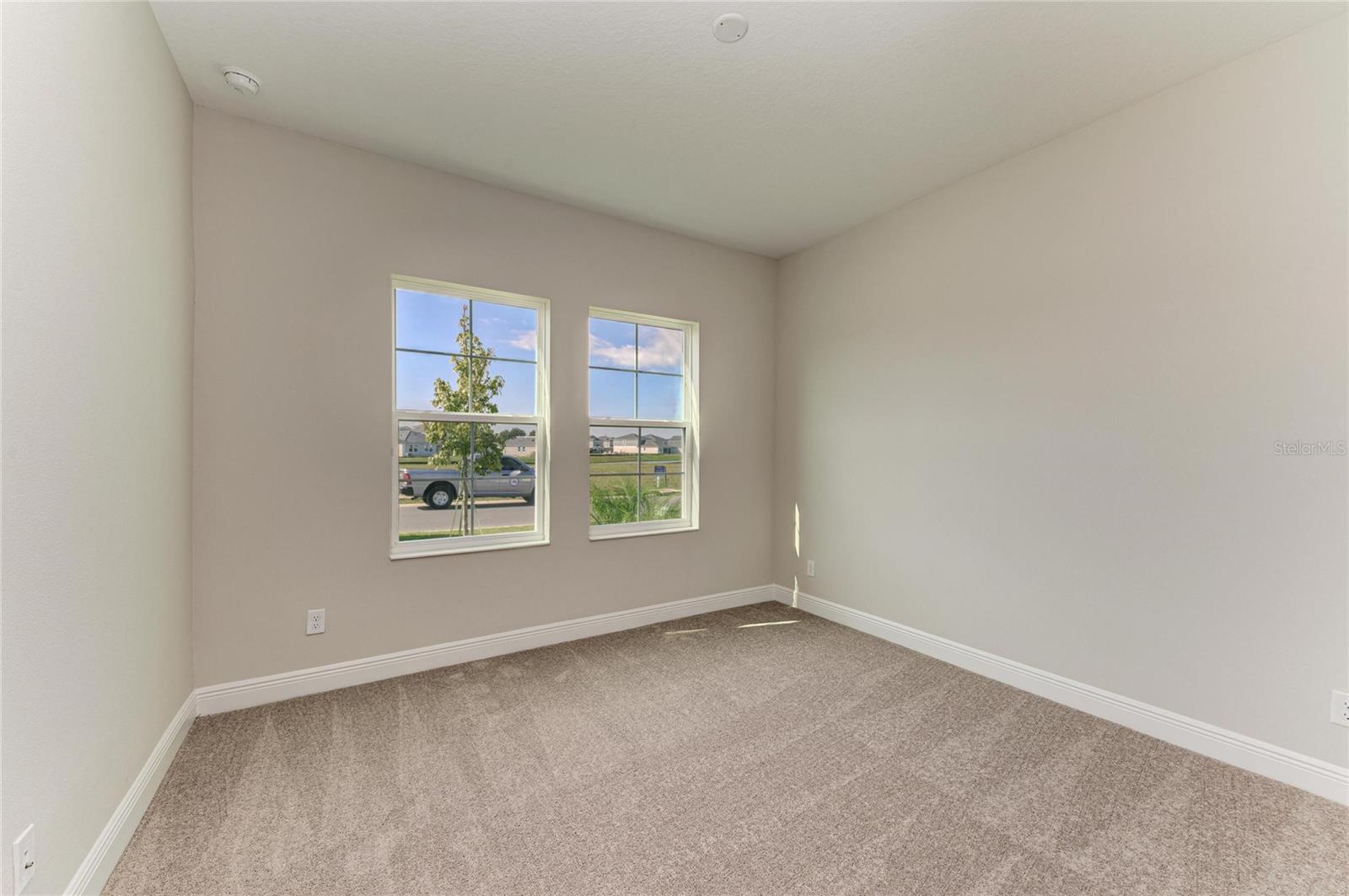 Image 26 of 49 For 9723 Surrey Rose Drive