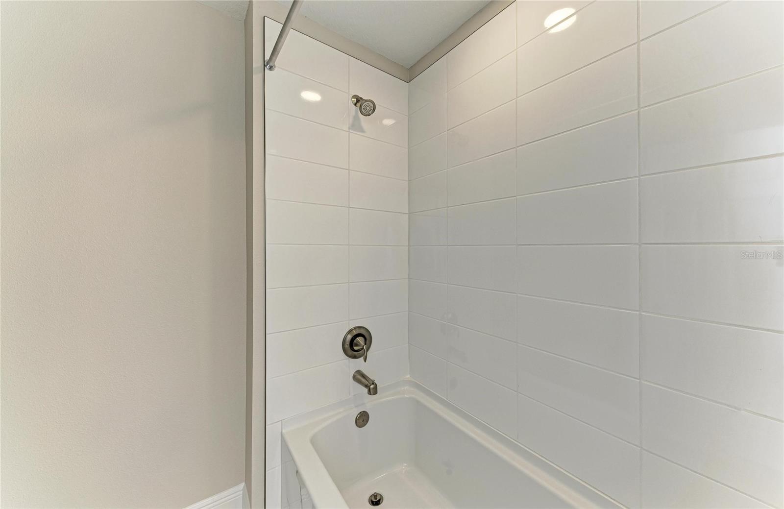 Image 33 of 49 For 9723 Surrey Rose Drive