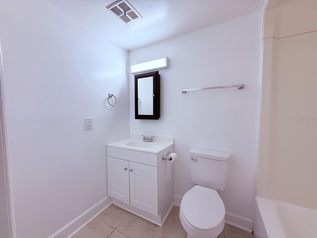 Image 6 of 8 For 3301 58th Avenue S 301