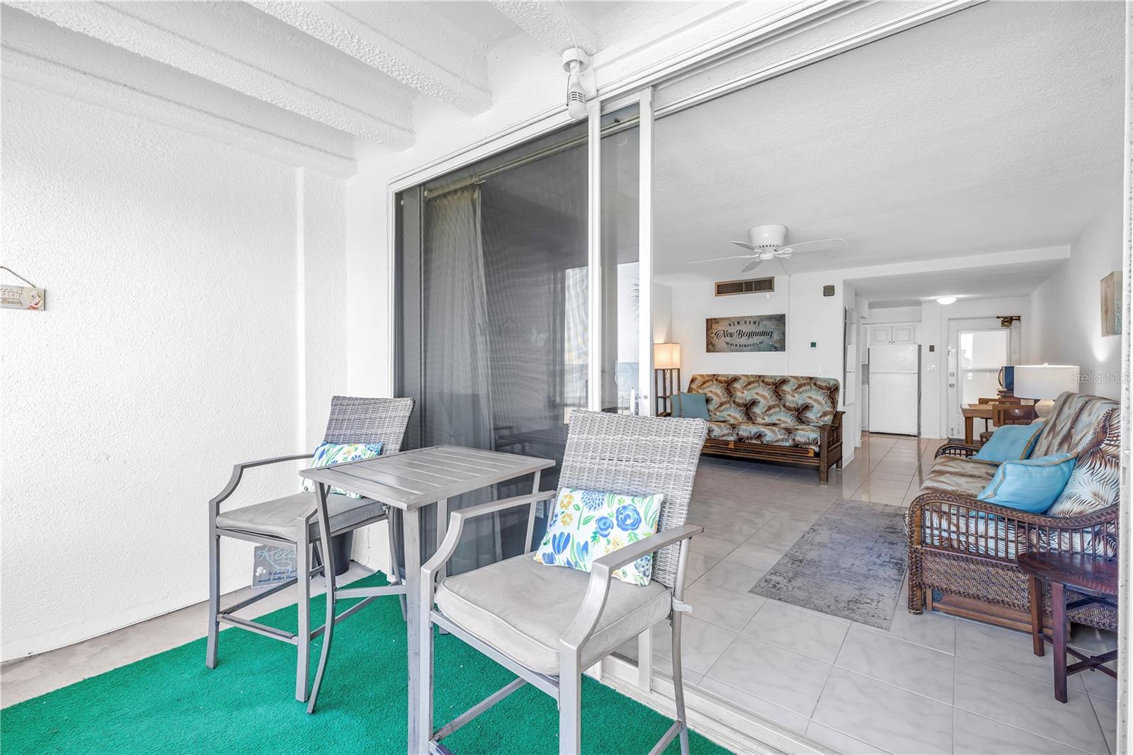 Image 10 of 37 For 7000 Beach Plaza 205