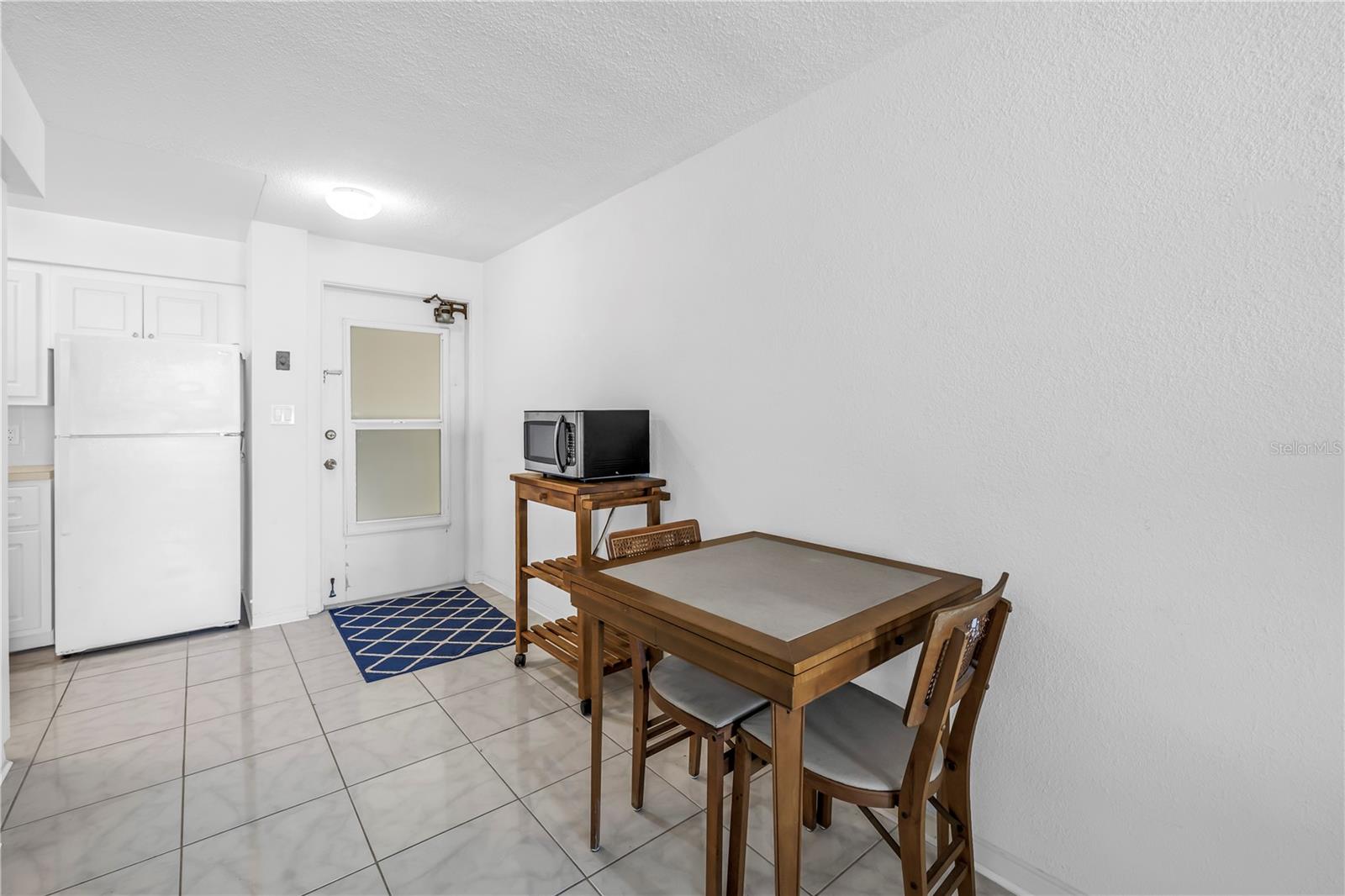 Image 19 of 37 For 7000 Beach Plaza 205