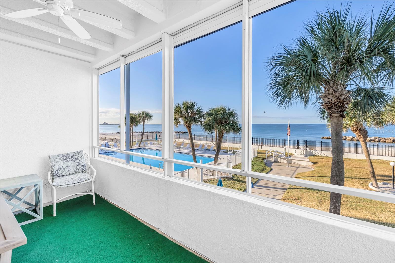 Image 8 of 37 For 7000 Beach Plaza 205