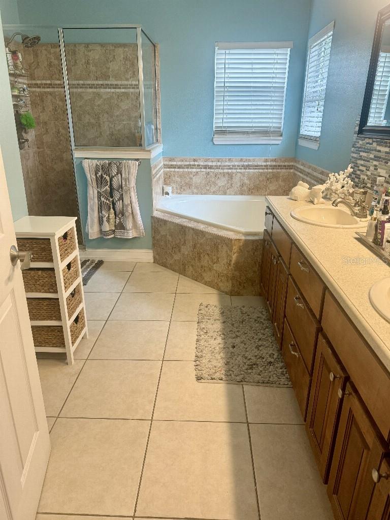 Image 9 of 13 For 5219 Mystic Point Court