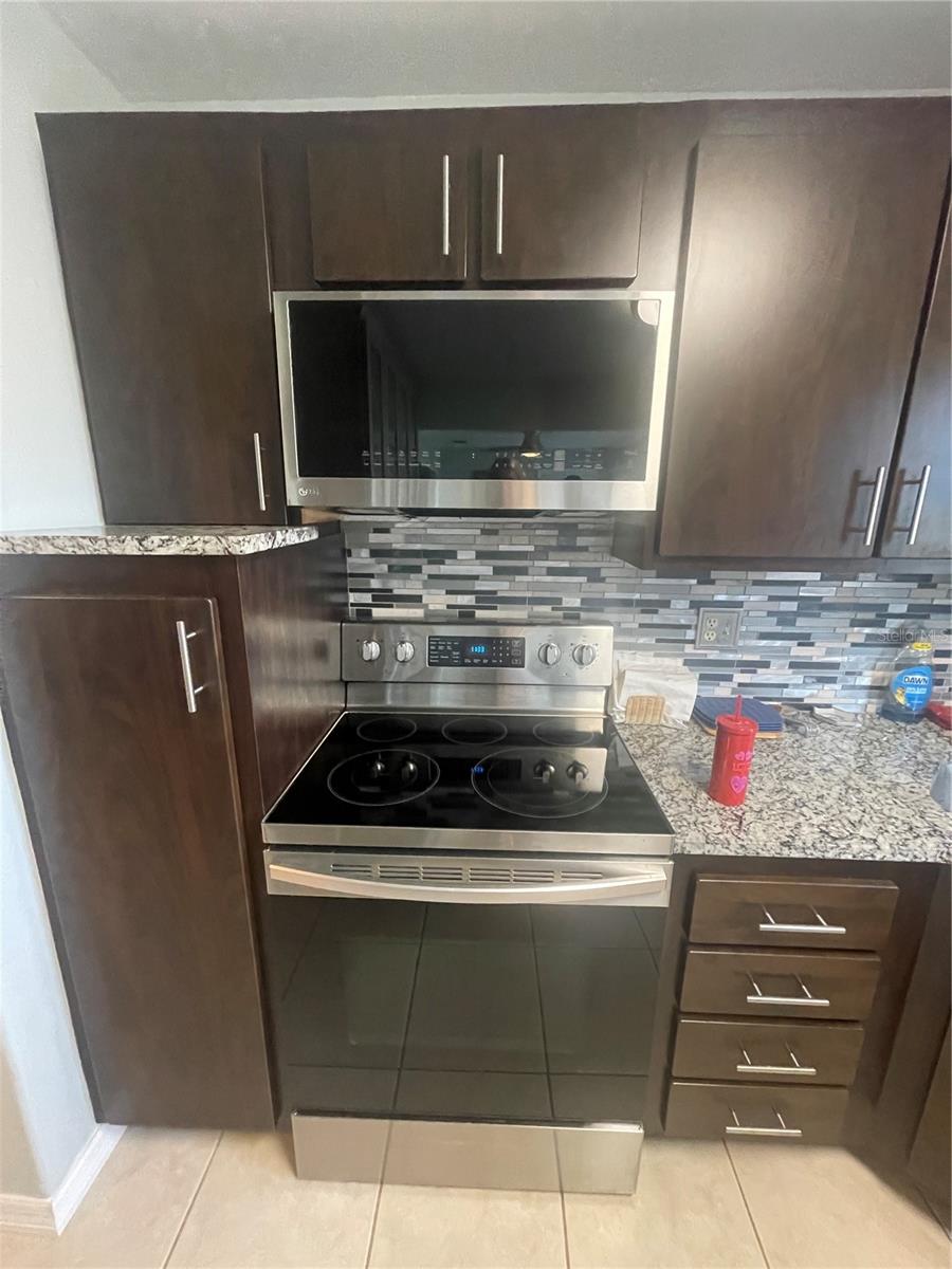 Image 12 of 49 For 218 Dogwood Circle