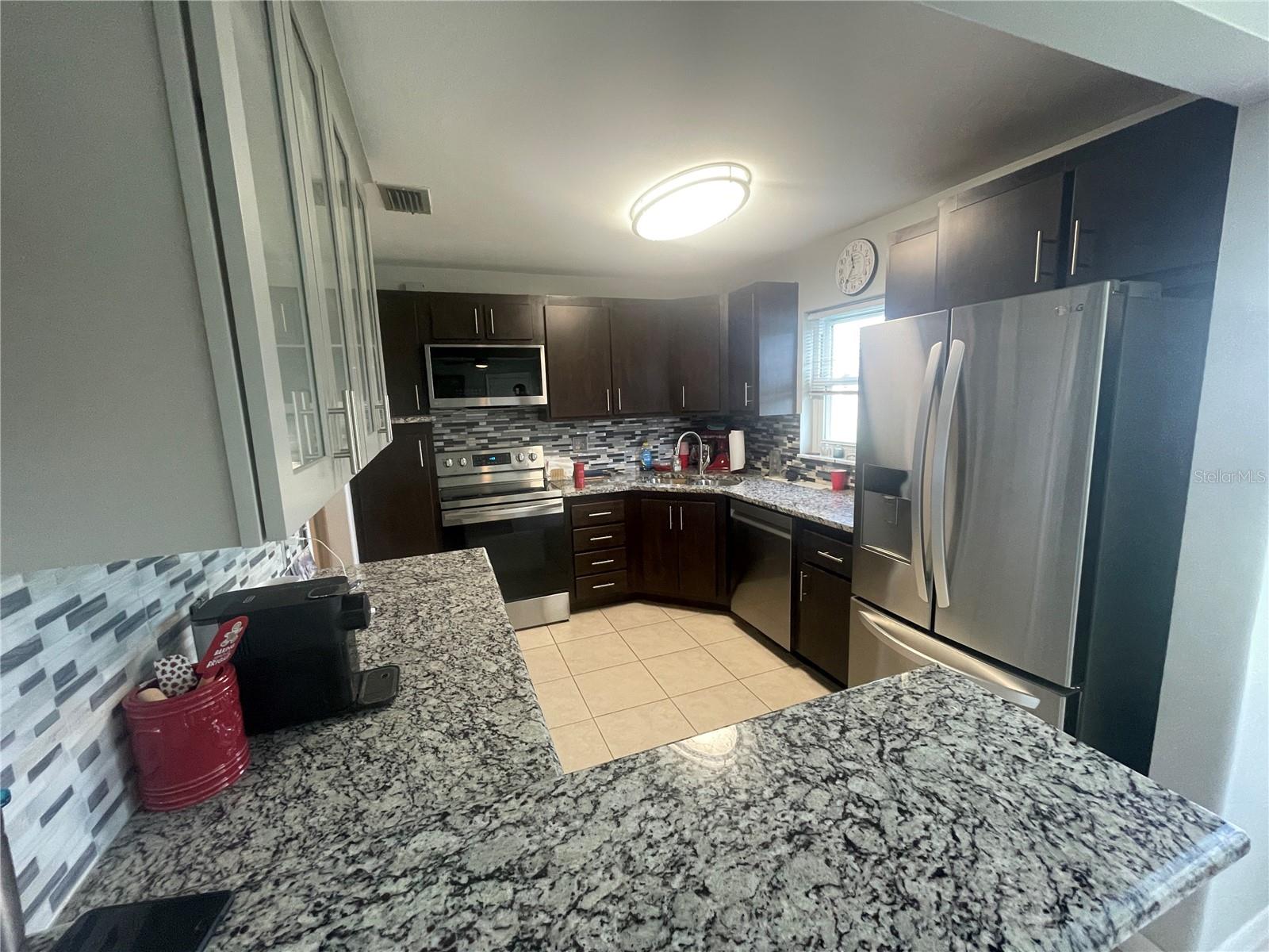 Image 7 of 49 For 218 Dogwood Circle