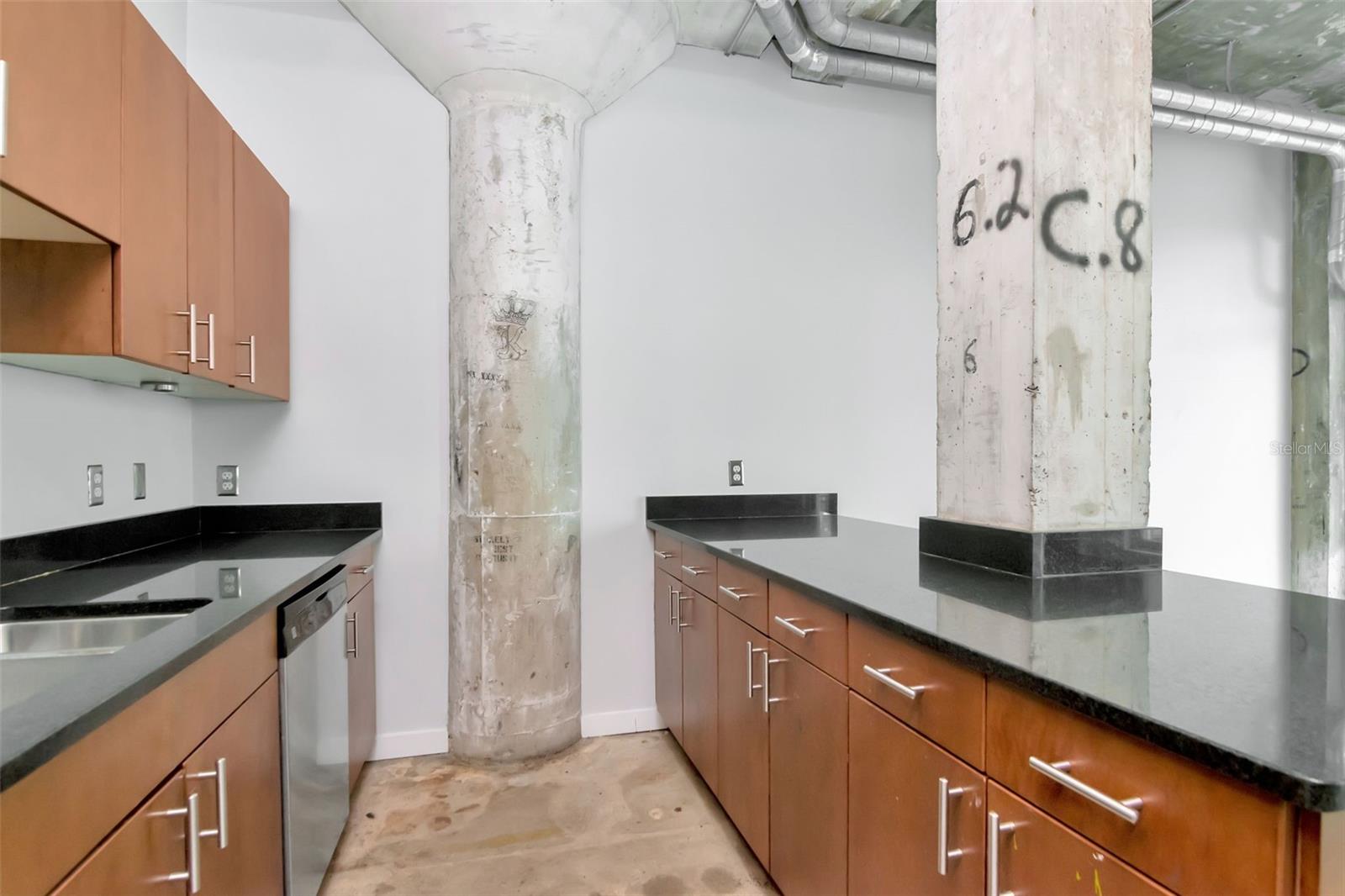 Image 15 of 38 For 101 12th Street 202