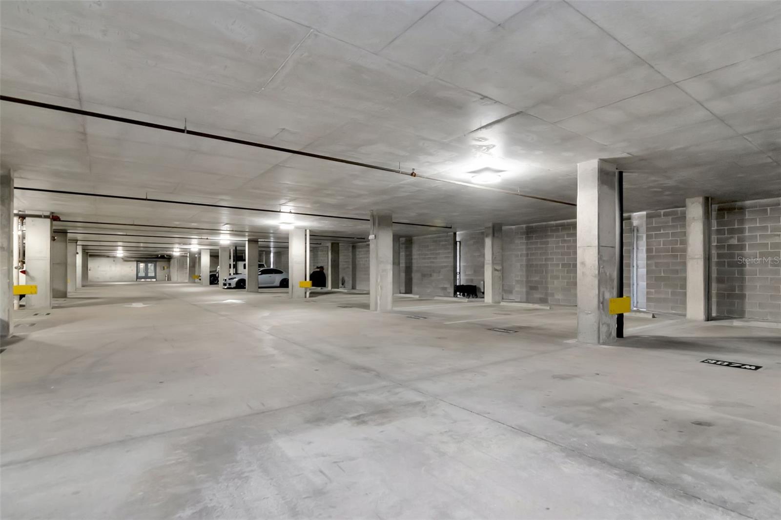 Image 23 of 38 For 101 12th Street 202