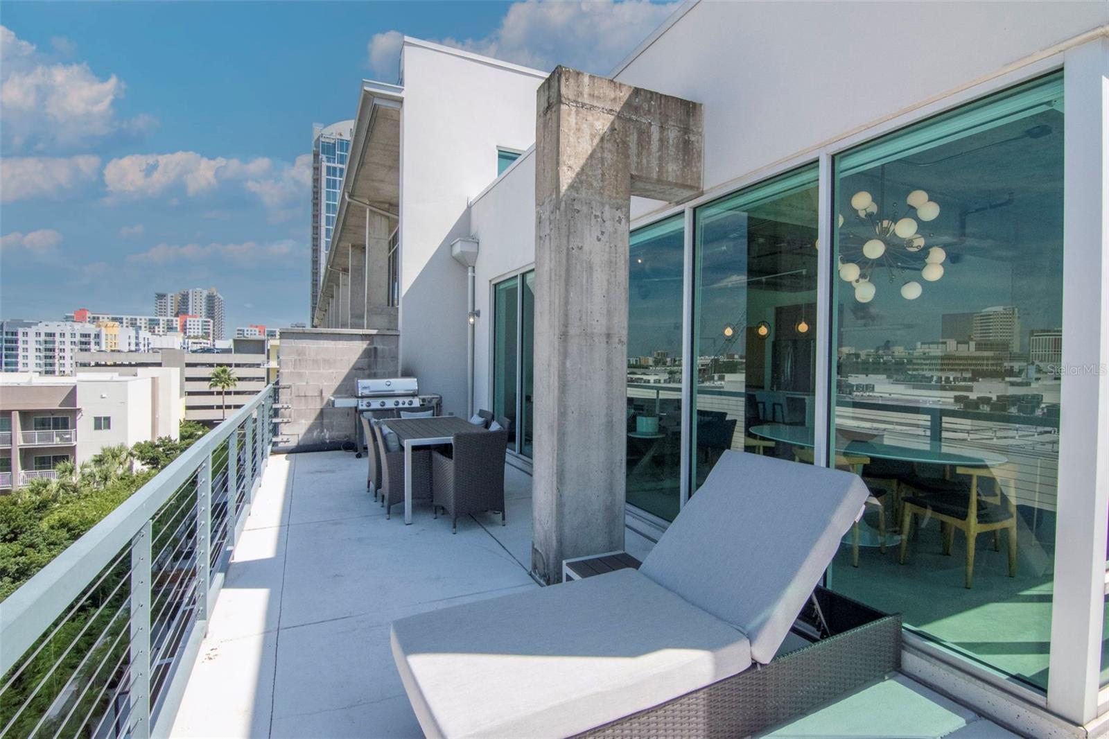 Image 33 of 38 For 101 12th Street 202