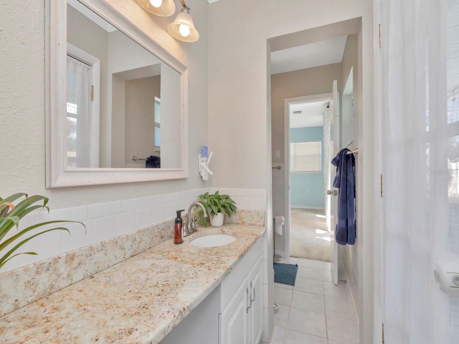 Image 19 of 36 For 6941 18th Street N