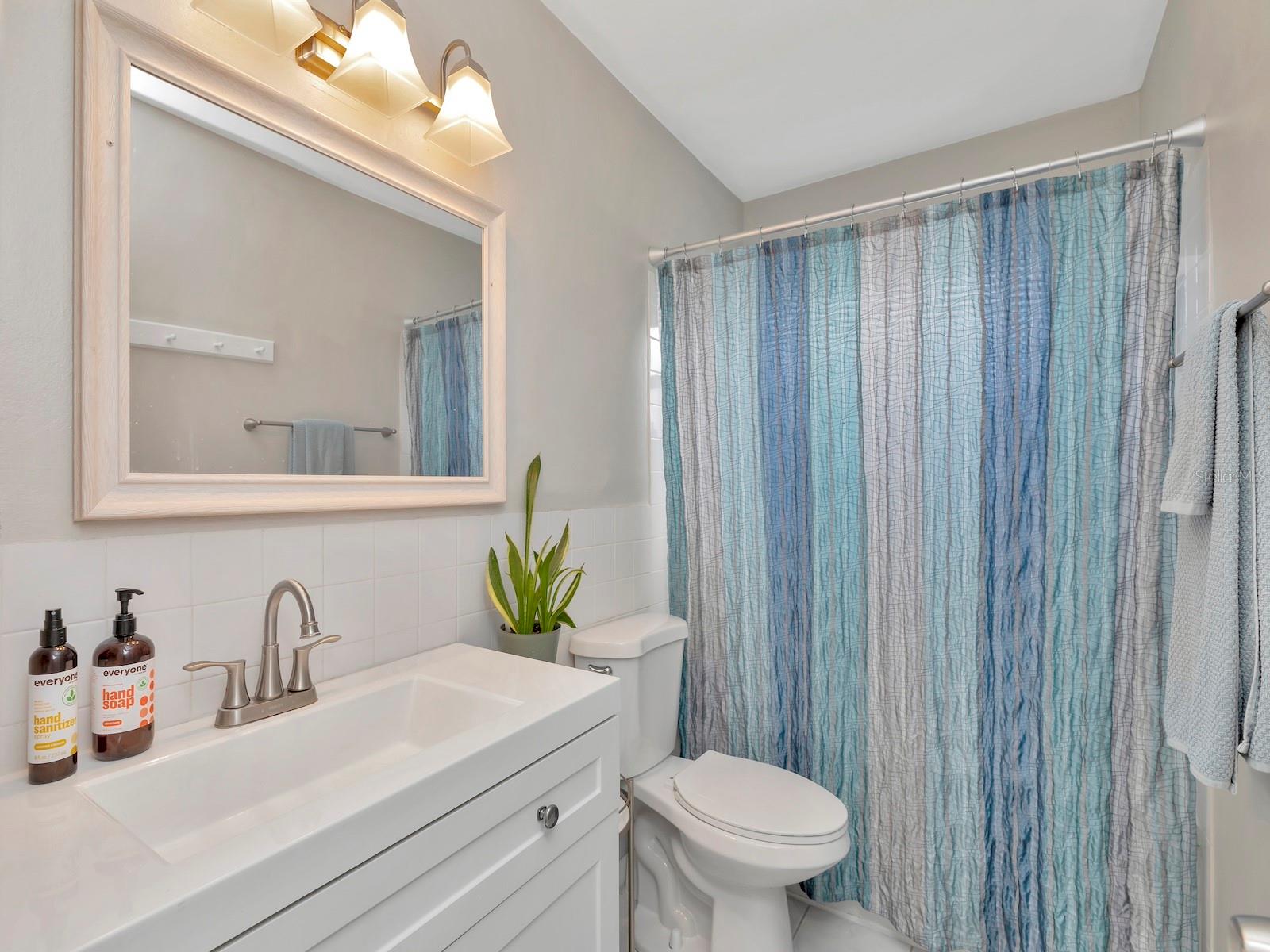 Image 23 of 36 For 6941 18th Street N