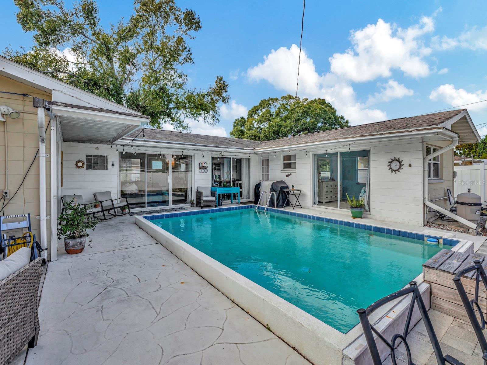 Image 28 of 36 For 6941 18th Street N