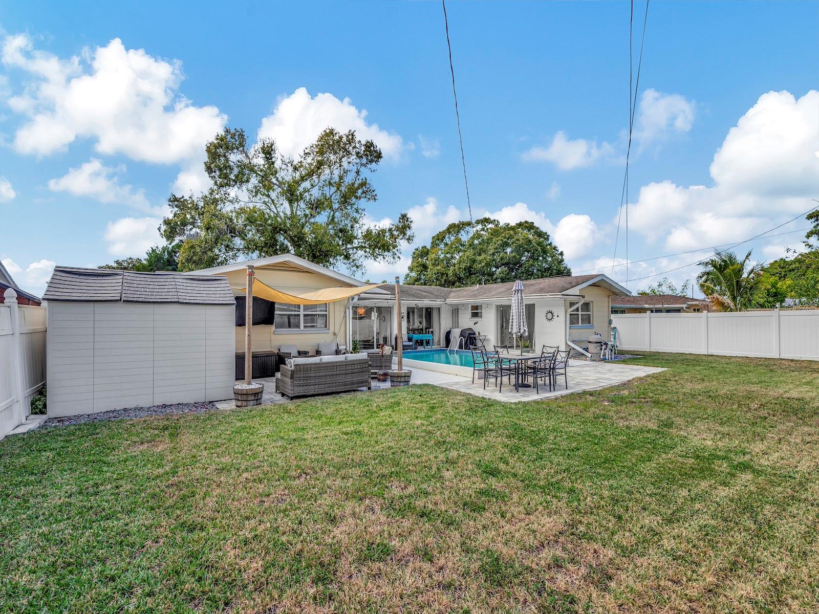 Image 33 of 36 For 6941 18th Street N