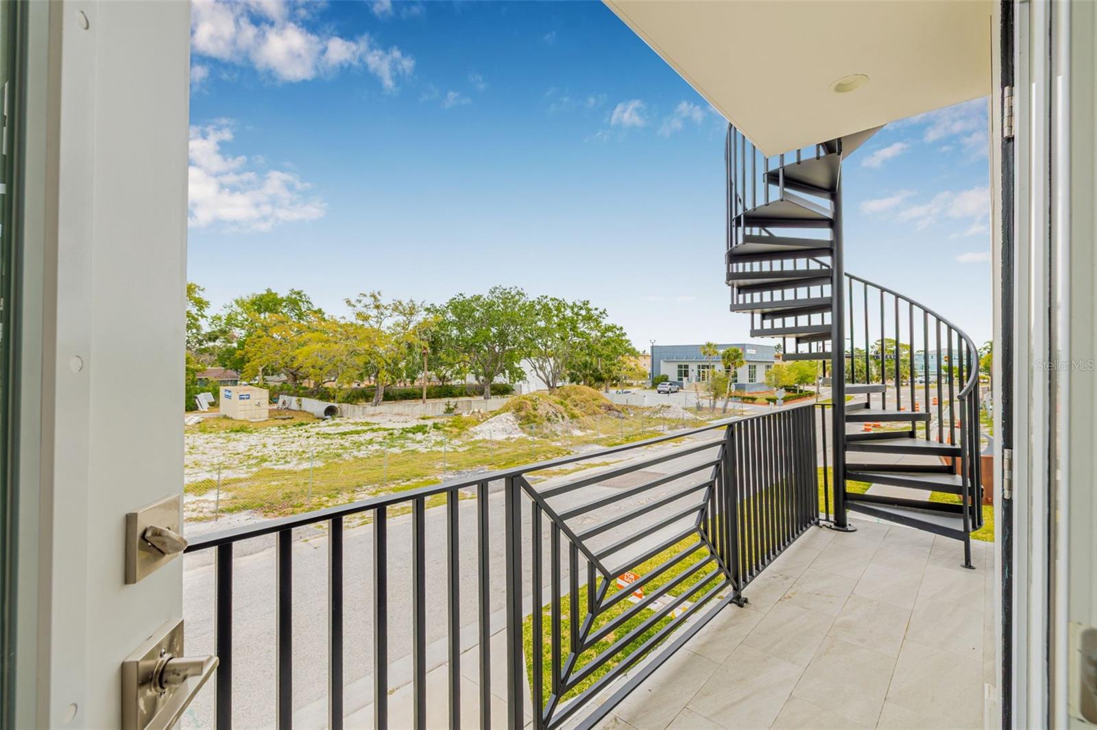 Image 42 of 66 For 490 87th Avenue North