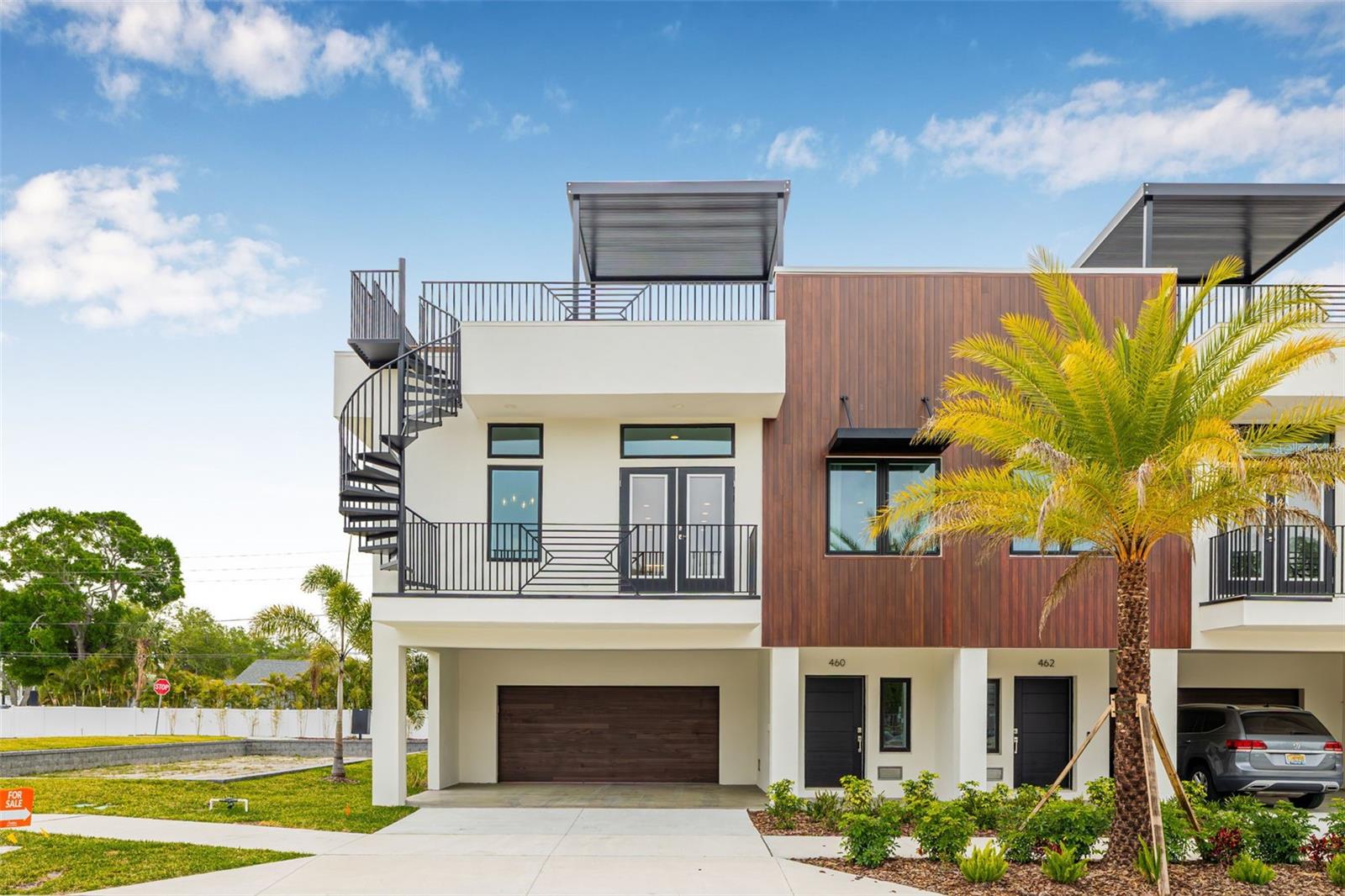 Image 5 of 66 For 490 87th Avenue North