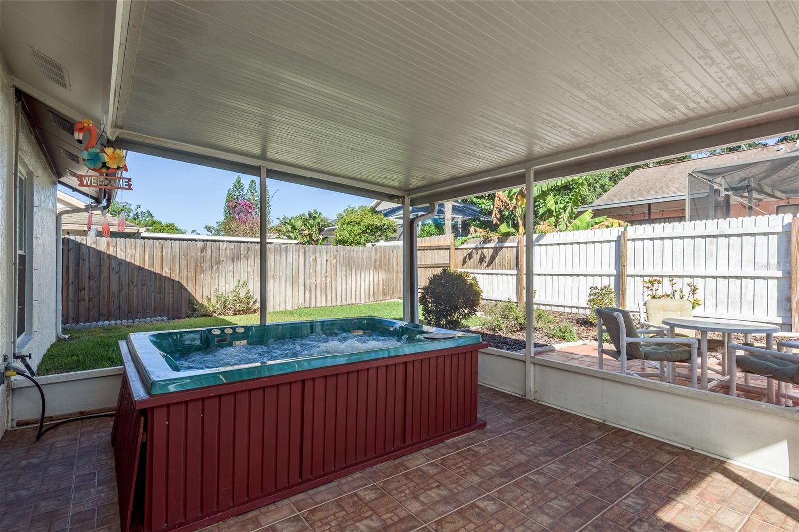 Image 34 of 52 For 14931 Redcliff Drive