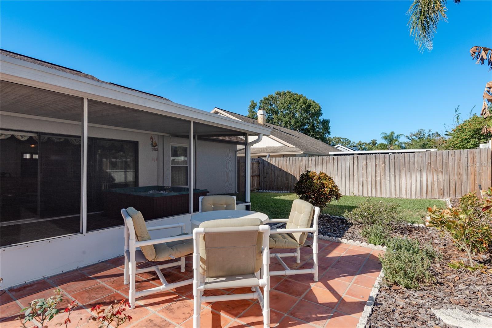 Image 41 of 52 For 14931 Redcliff Drive