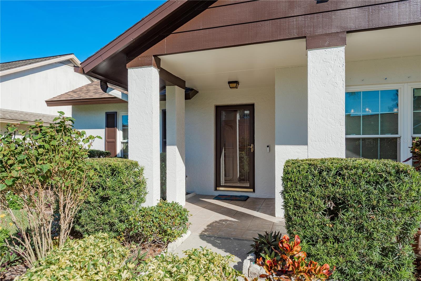 Image 7 of 52 For 14931 Redcliff Drive