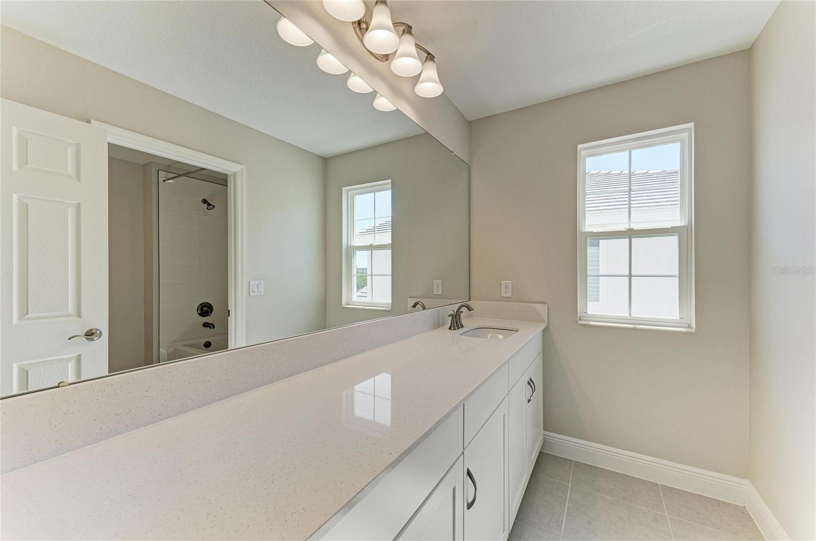 Image 23 of 49 For 10160 Surrey Rose Drive