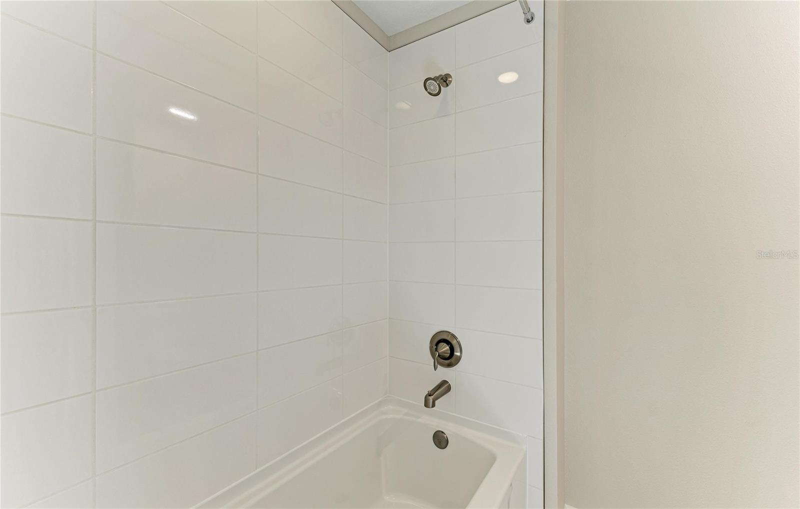 Image 27 of 49 For 10160 Surrey Rose Drive