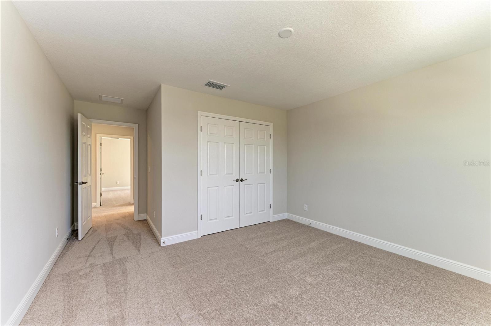 Image 29 of 49 For 10160 Surrey Rose Drive