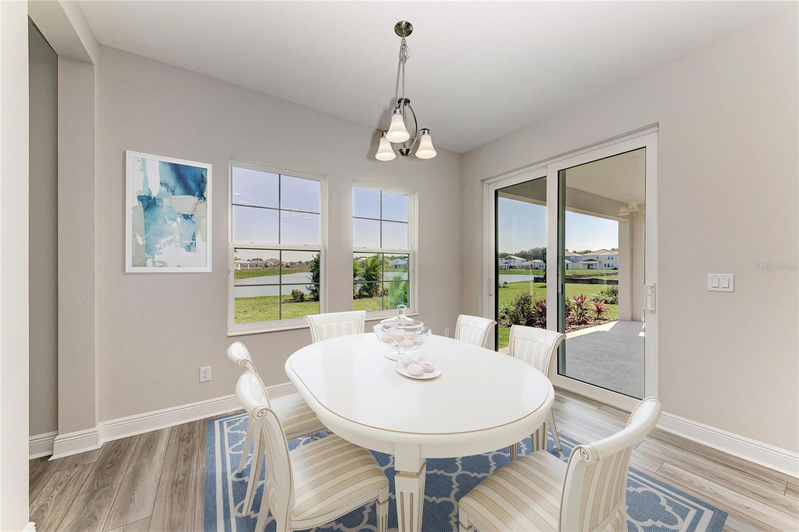 Image 43 of 49 For 10160 Surrey Rose Drive