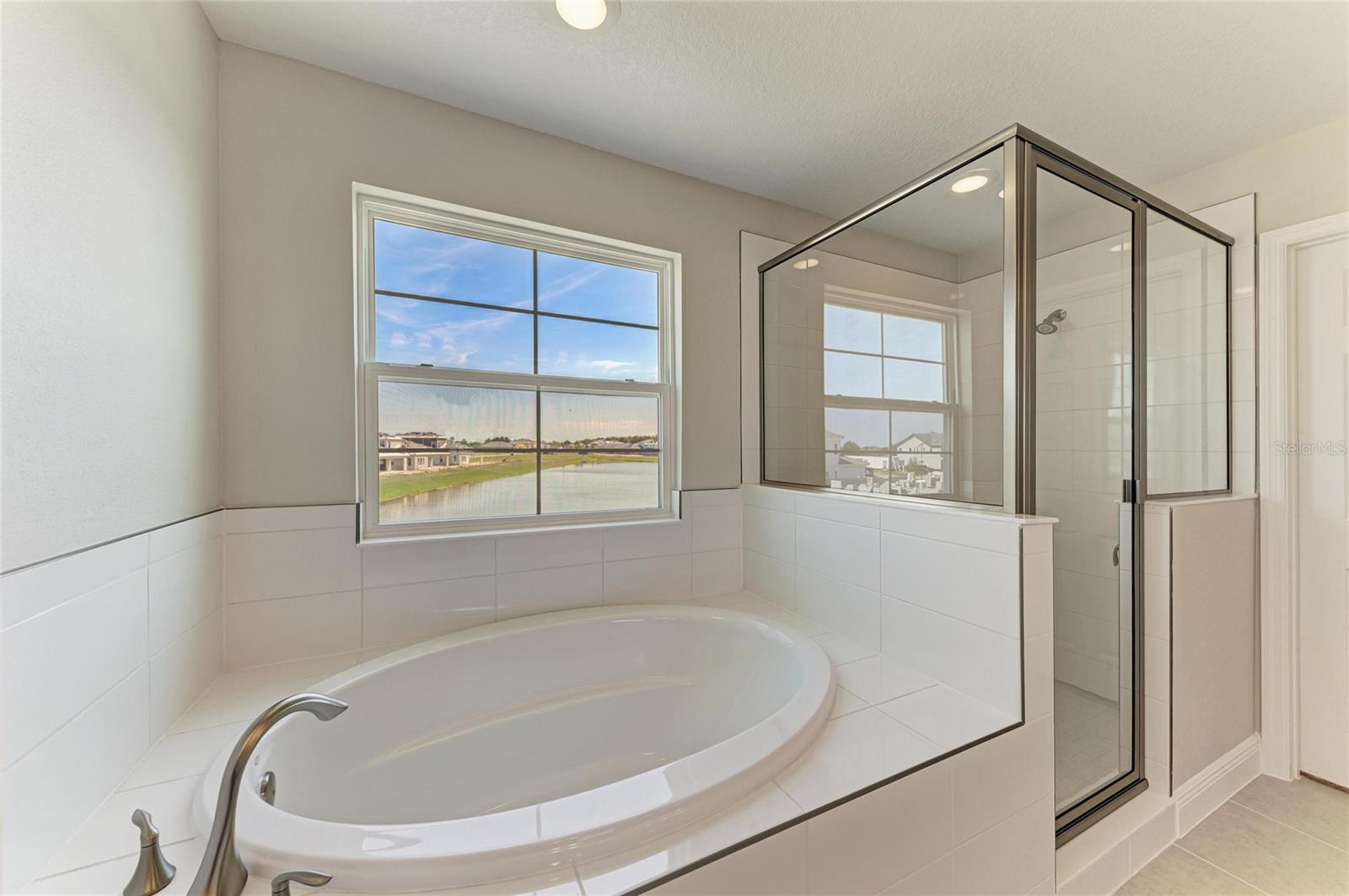 Image 8 of 49 For 10160 Surrey Rose Drive