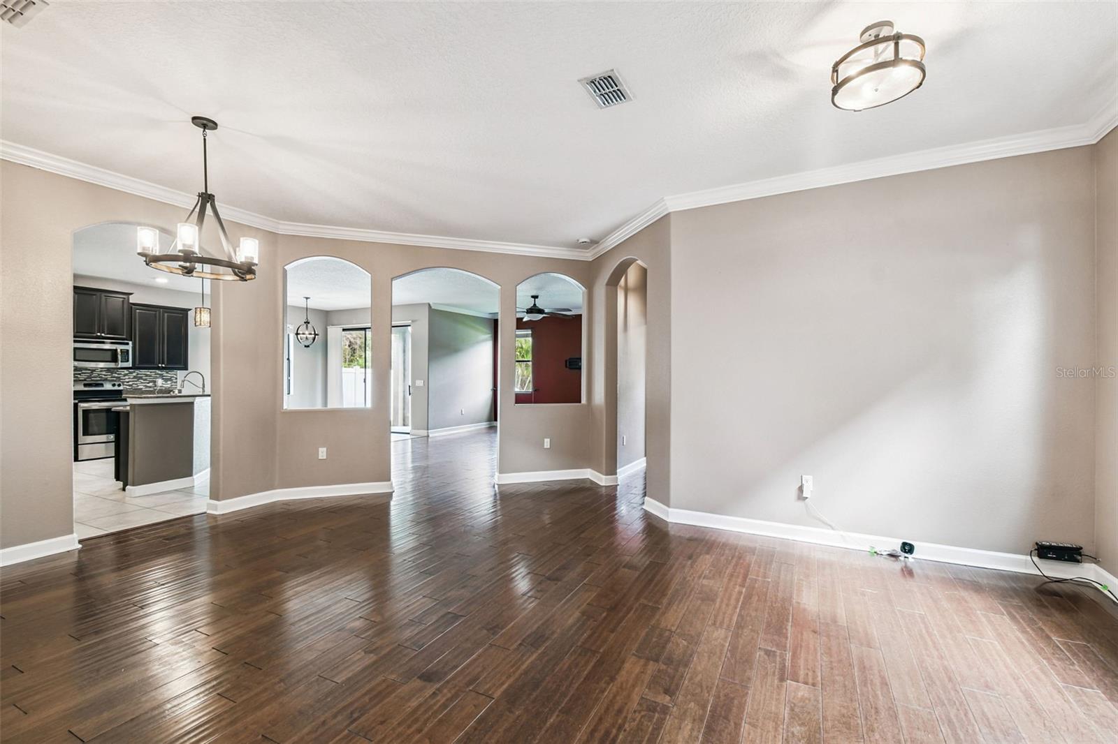 Image 18 of 100 For 11737 Crestridge Loop