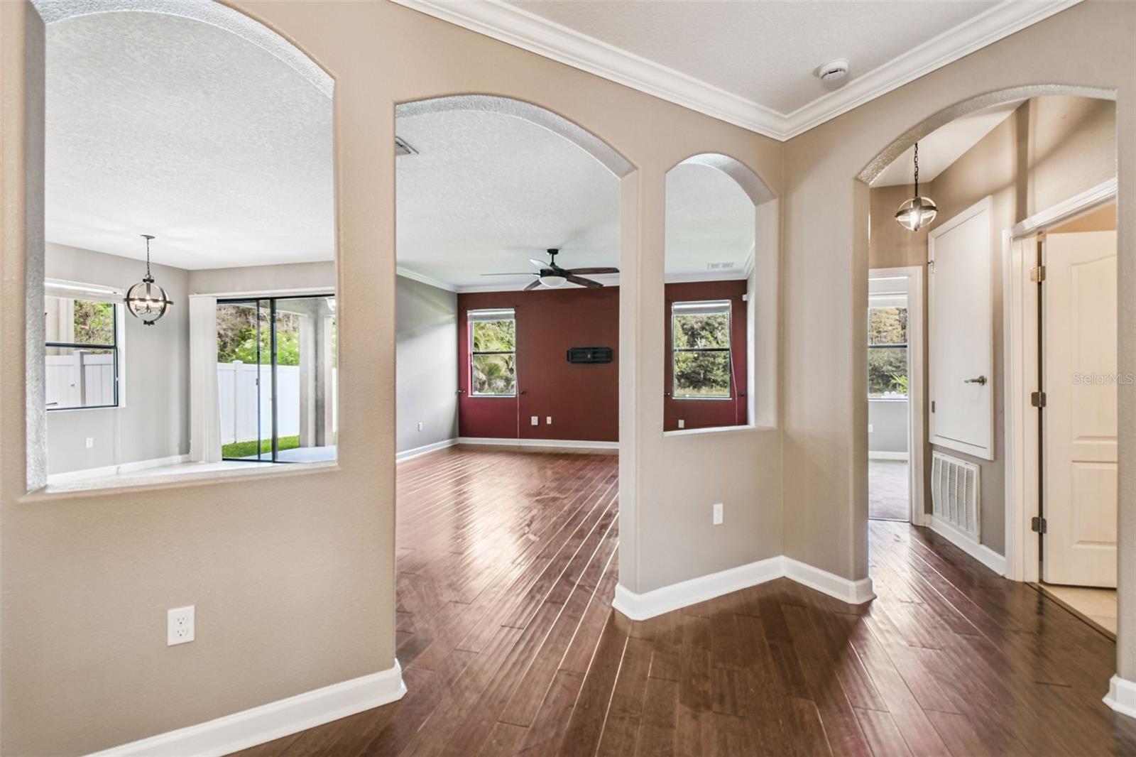 Image 23 of 100 For 11737 Crestridge Loop